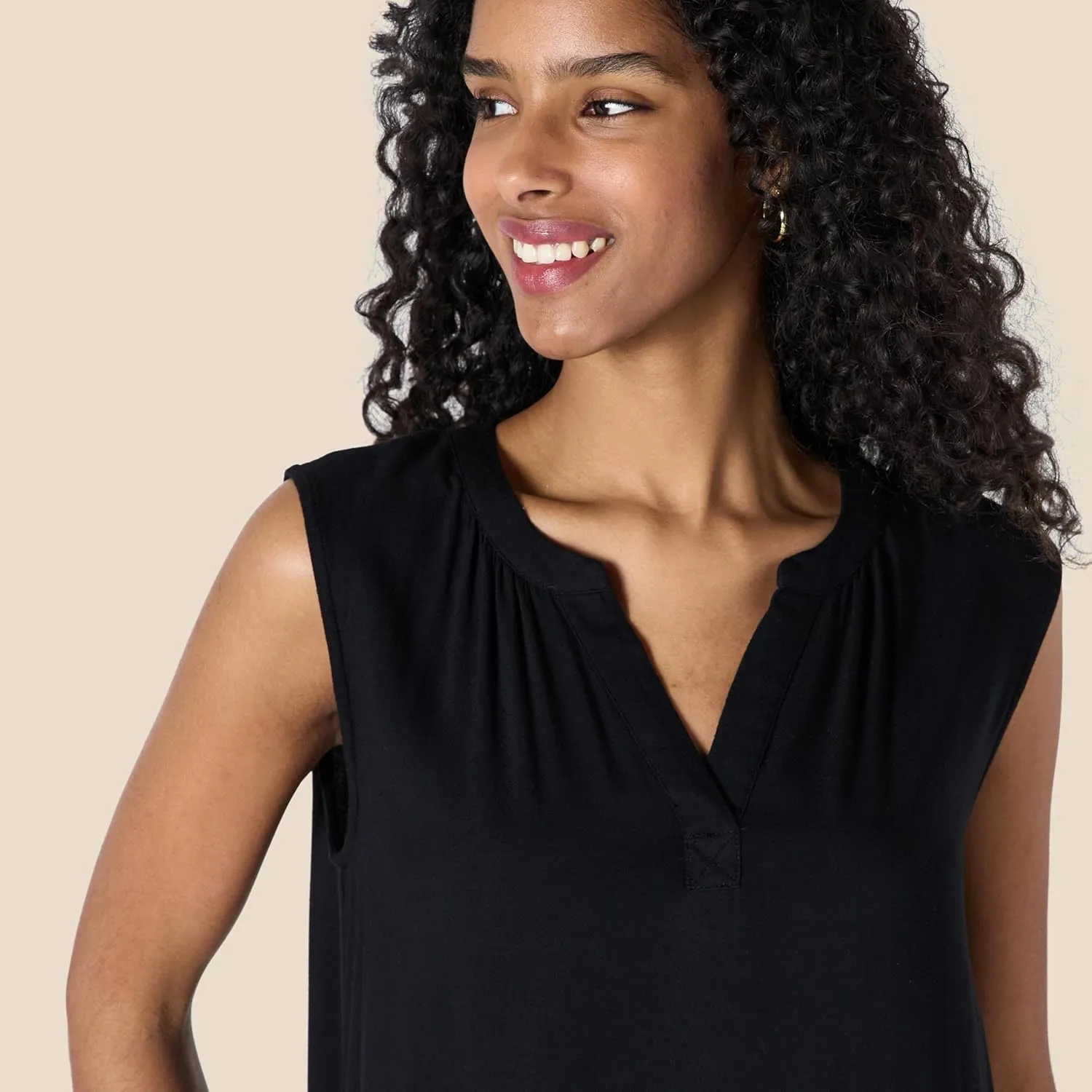 Amazon Essentials Women's Sleeveless Woven Shift Dress
