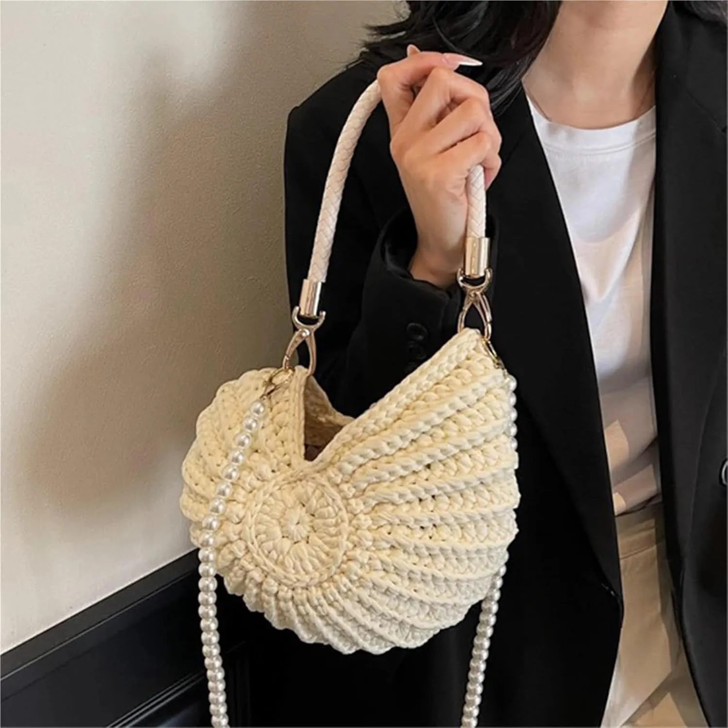Handwoven Fashion Seashell Bag Stylish & Unique Boho Clutch With Pearl Summer Woven Handbag Small Shell Crossbody Beach Bag