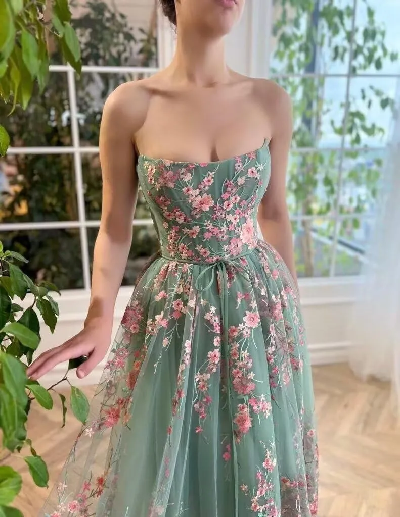 Jamille Tea Length Prom Dress with Pocket Strapless Dloral Gown Ball Gowns Tulle Formal Evening Dress Sleeveless JA0011