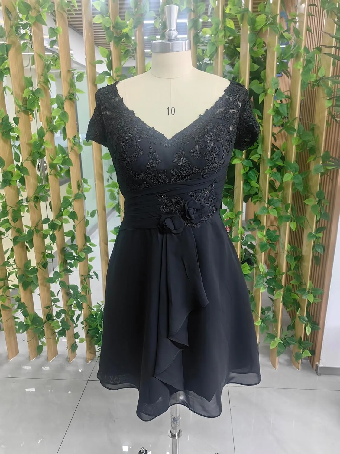 Mother of The Bride Dresses for Wedding Ruffle Chiffon Lace Applique Formal Evening Party Gown with Short Sleeves MK51