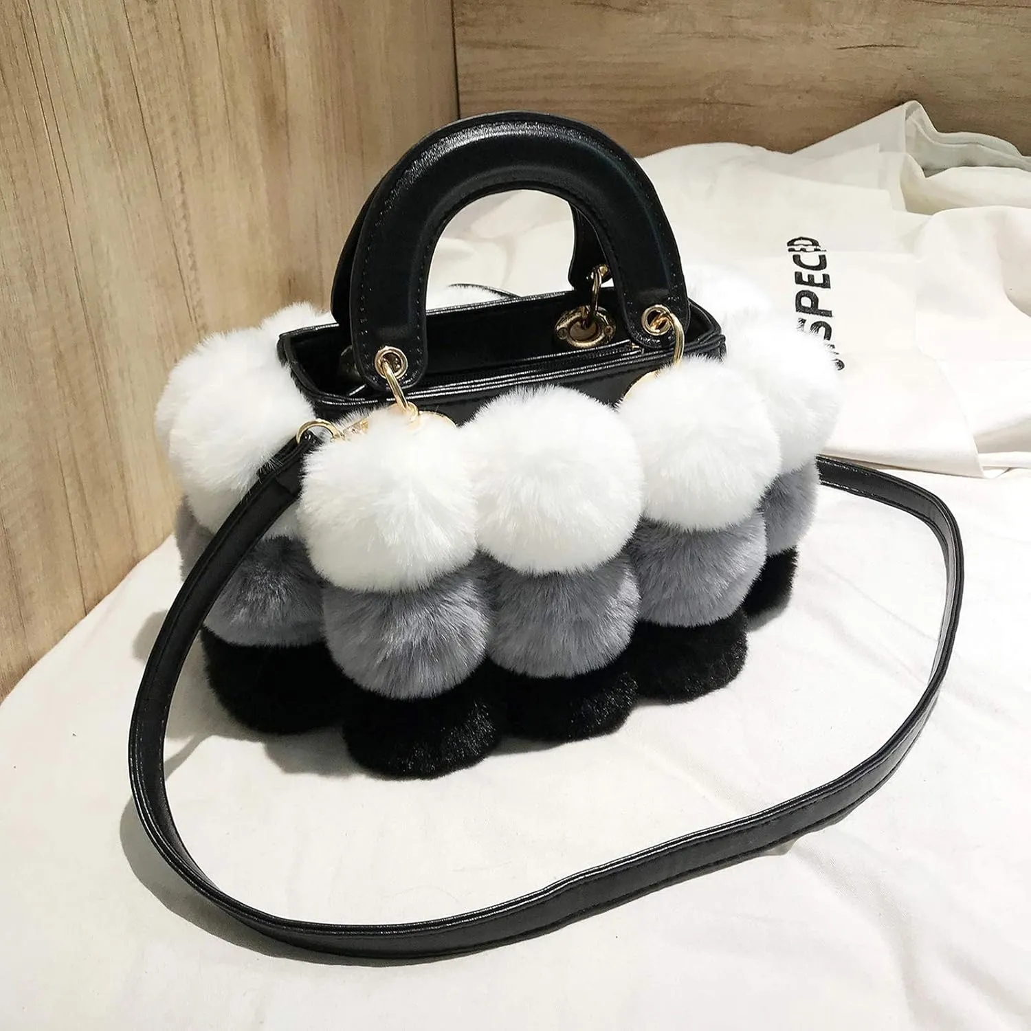 Plush Bucket Handbag Faux Fur Drawstring Fluffy Crossbody Bag Handle Shoulder Tote Bag