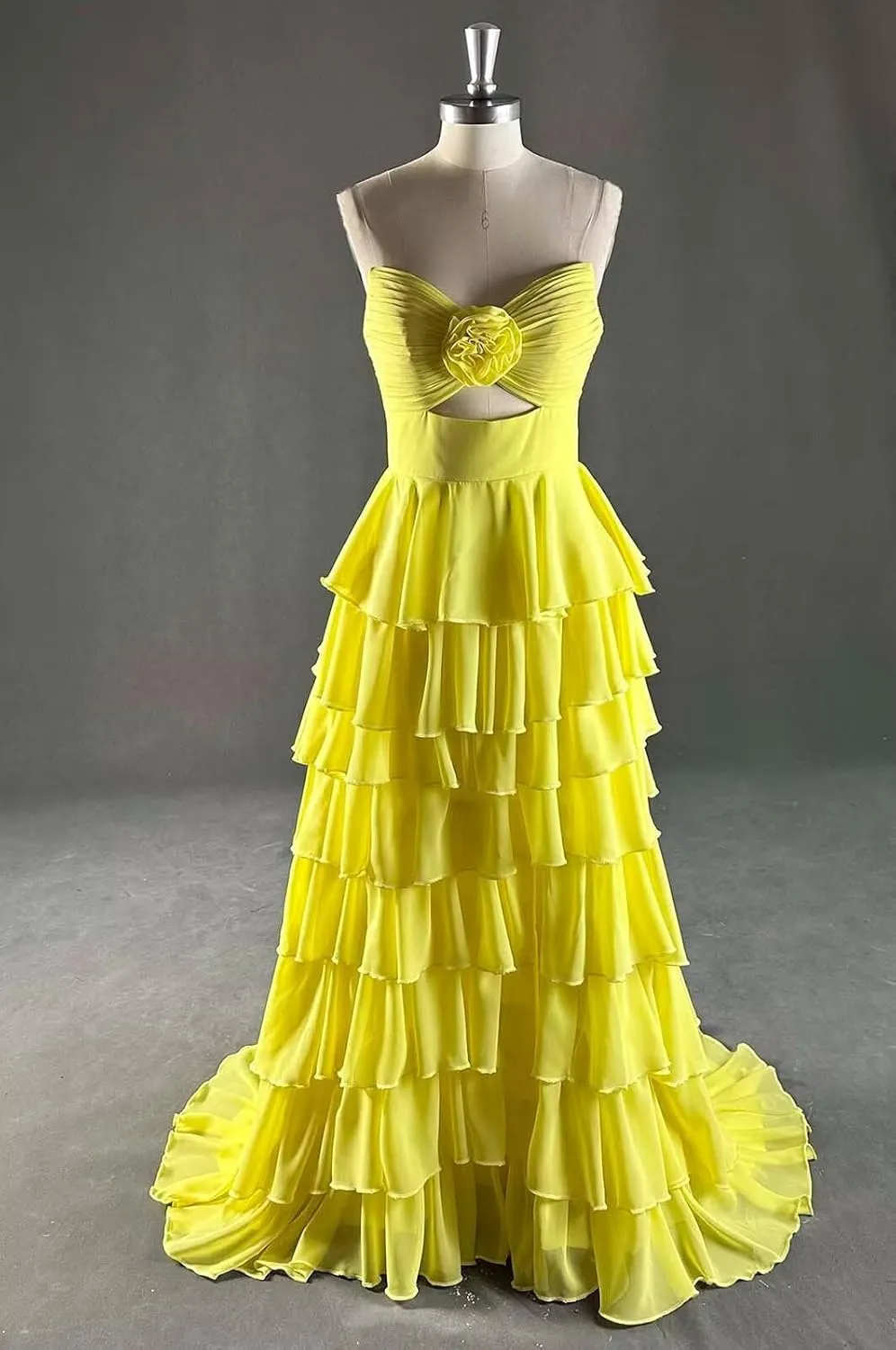 Strapless Tiered Chiffon Prom Dress for Women 3D Flower Keyhole Long Formal Evening Dresses with Slit