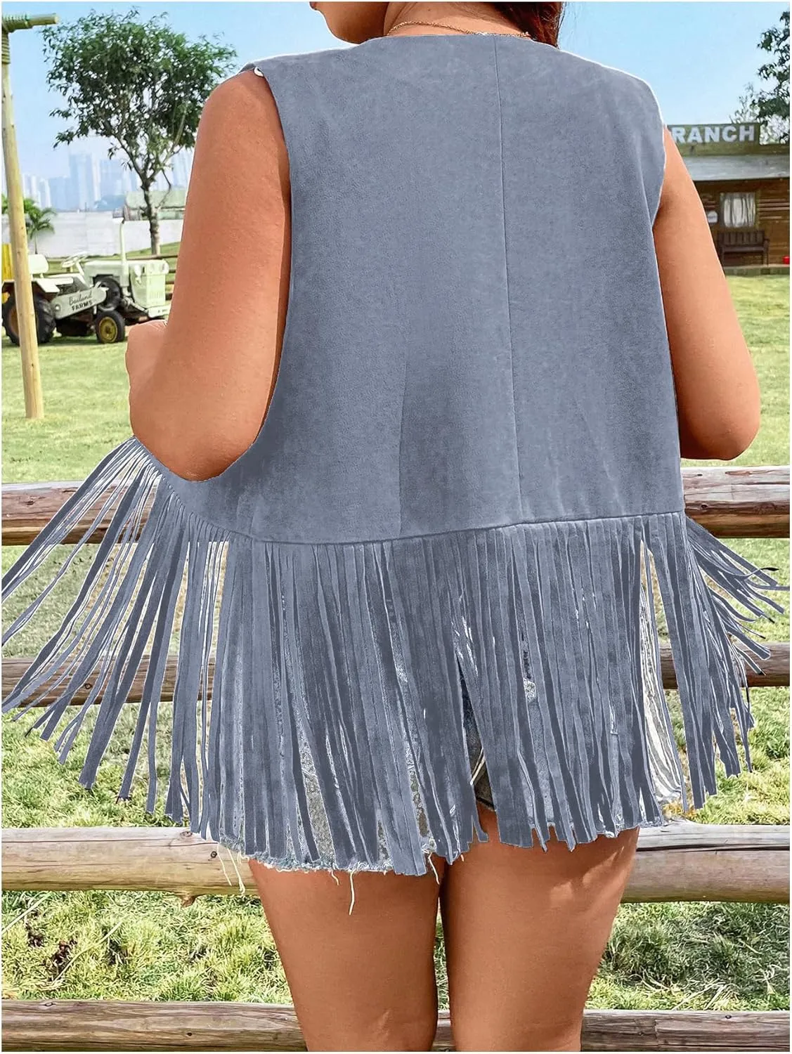 Verdusa Women's Plus Size Fringe Floral Embroidery Sleeveless Vest Cardigan Tassel Jacket