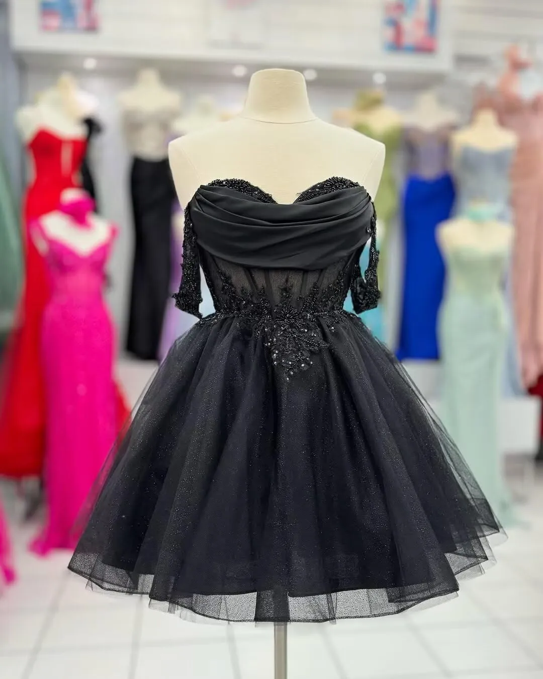 Youjiayi 3D Floral Tulle Homecoming Dresses for Teens Off Shoulder Beaded DAMA Dress for Quinceanera Lace Short Ball Gown