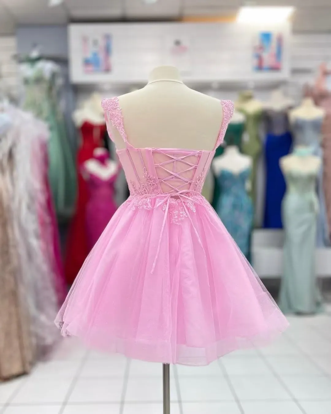 Youjiayi 3D Floral Tulle Homecoming Dresses for Teens Off Shoulder Beaded DAMA Dress for Quinceanera Lace Short Ball Gown